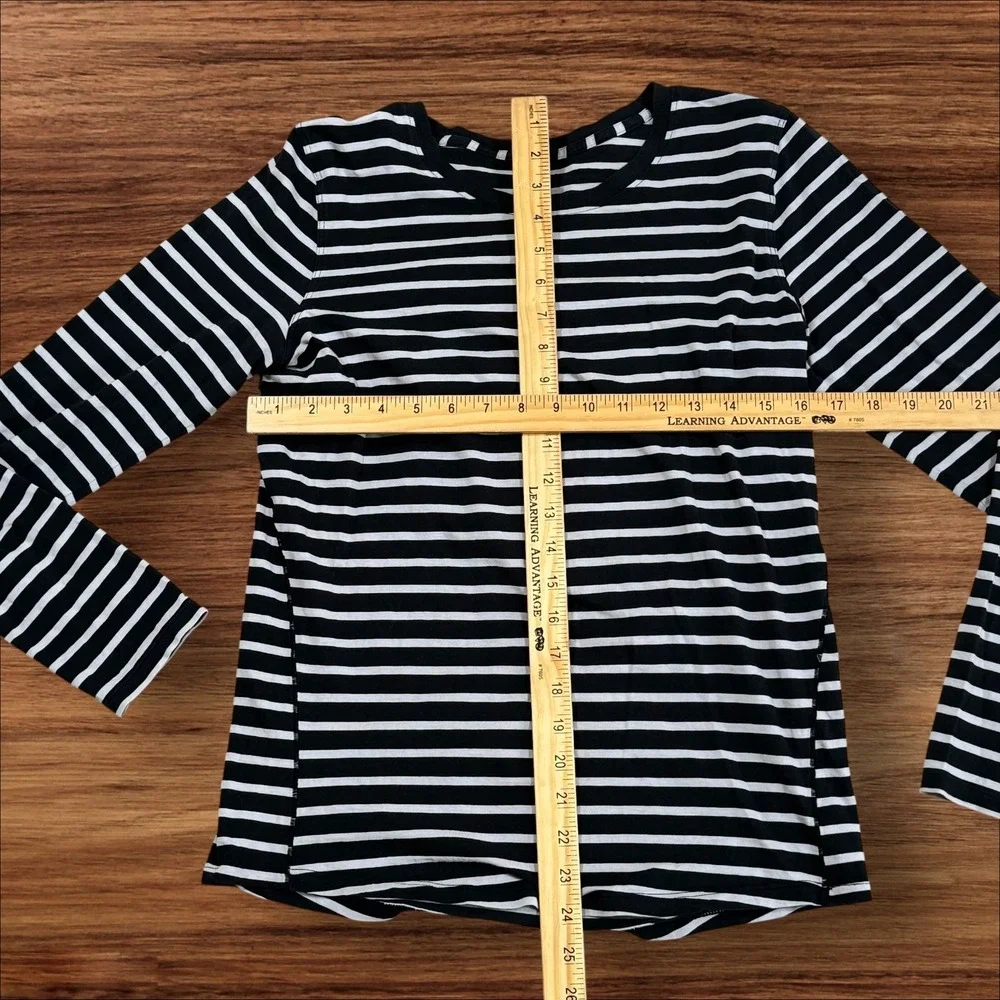 Lululemon Love Long Sleeve‎ Striped Black & White Narrow Bold Size Medium - Picture 2 of 5